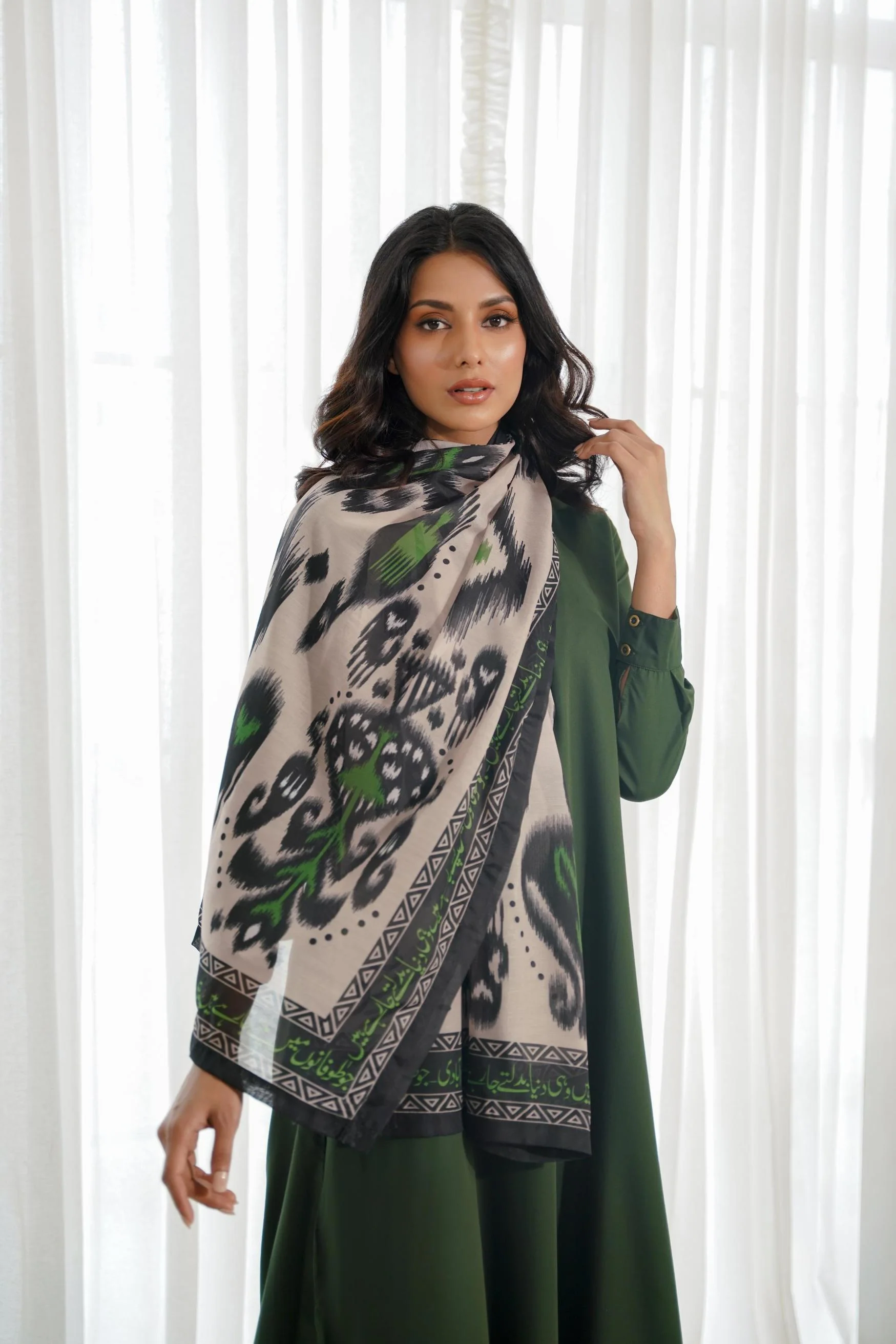 Dastoor (Tradition) - Black & Green Scarf - Image 4