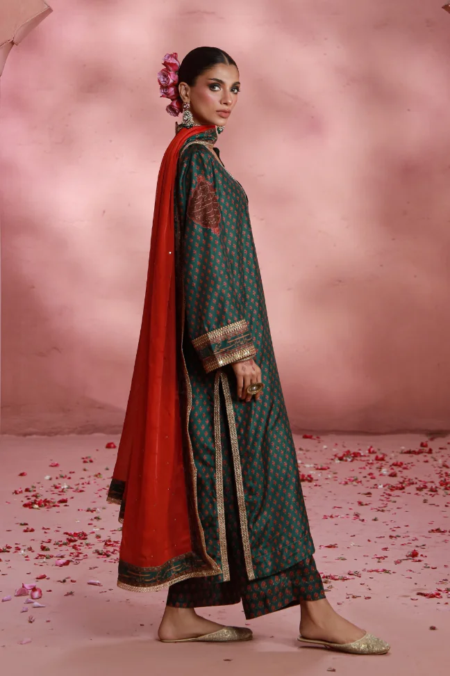 Dil Aara (Adorner of Heart) Set - Image 3