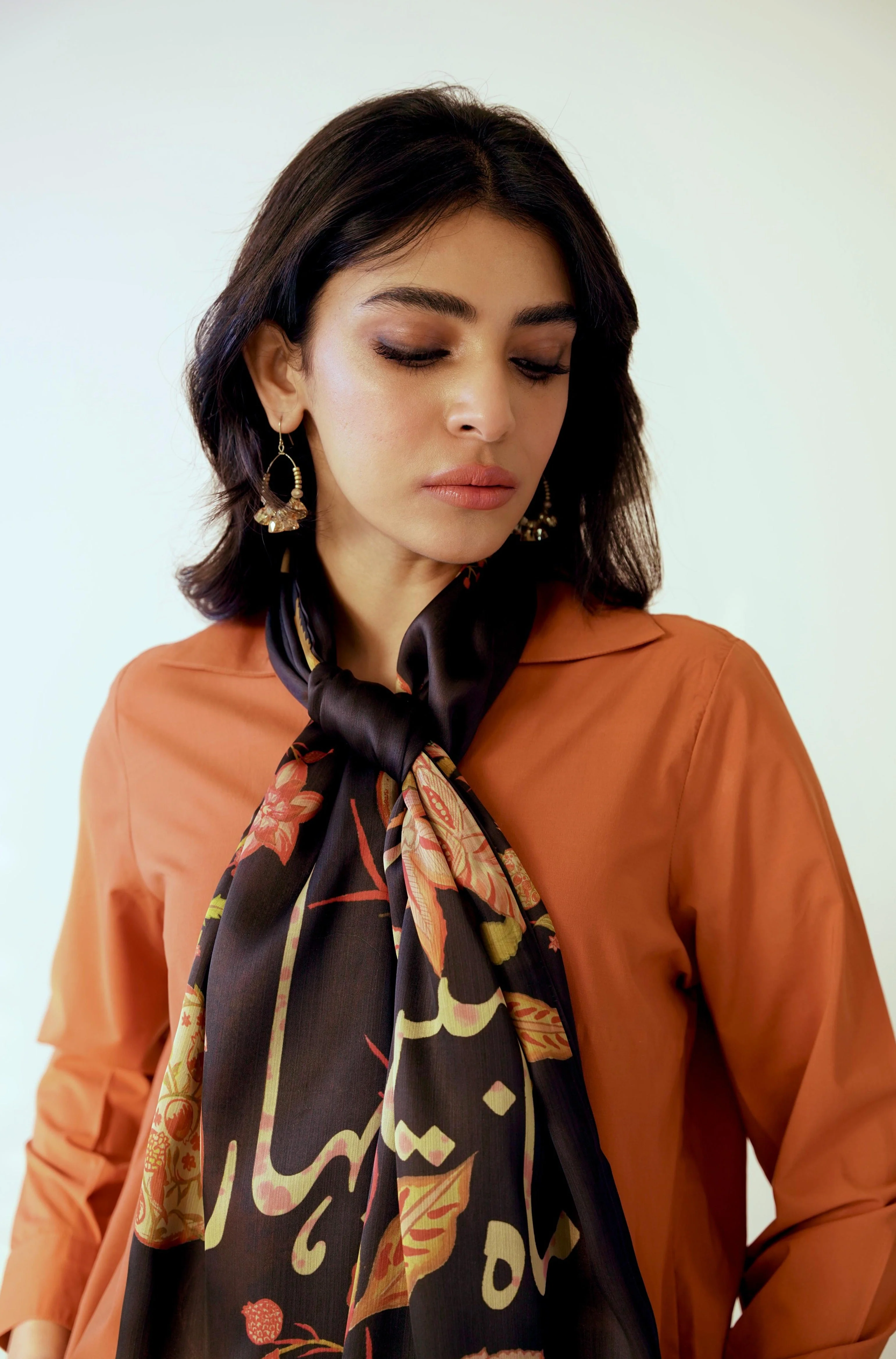 Gulnaar (Fruit Flora) - Black Stole - Image 6
