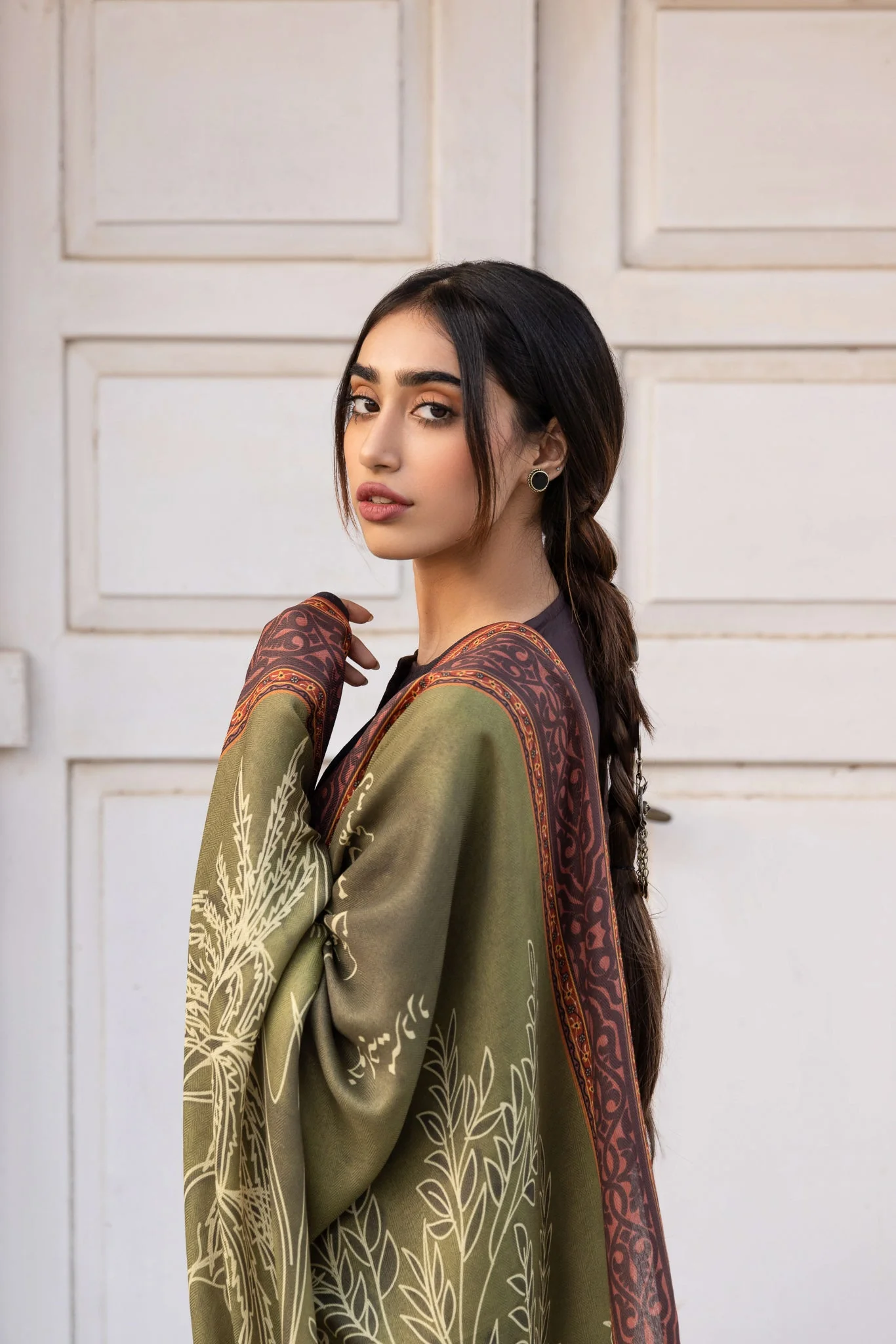 Gumaan (Wrapped In Mystery) - Shaded Olive Green Odhni - Image 8