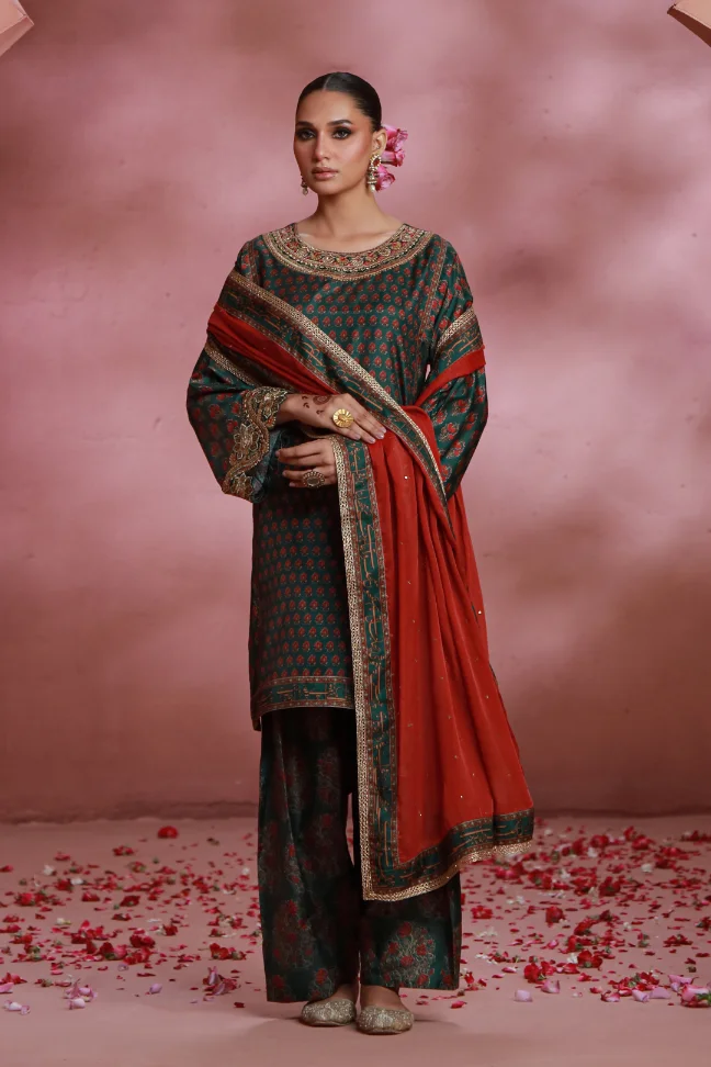 Jahaan Aara (Adorner of World) Set - Image 5