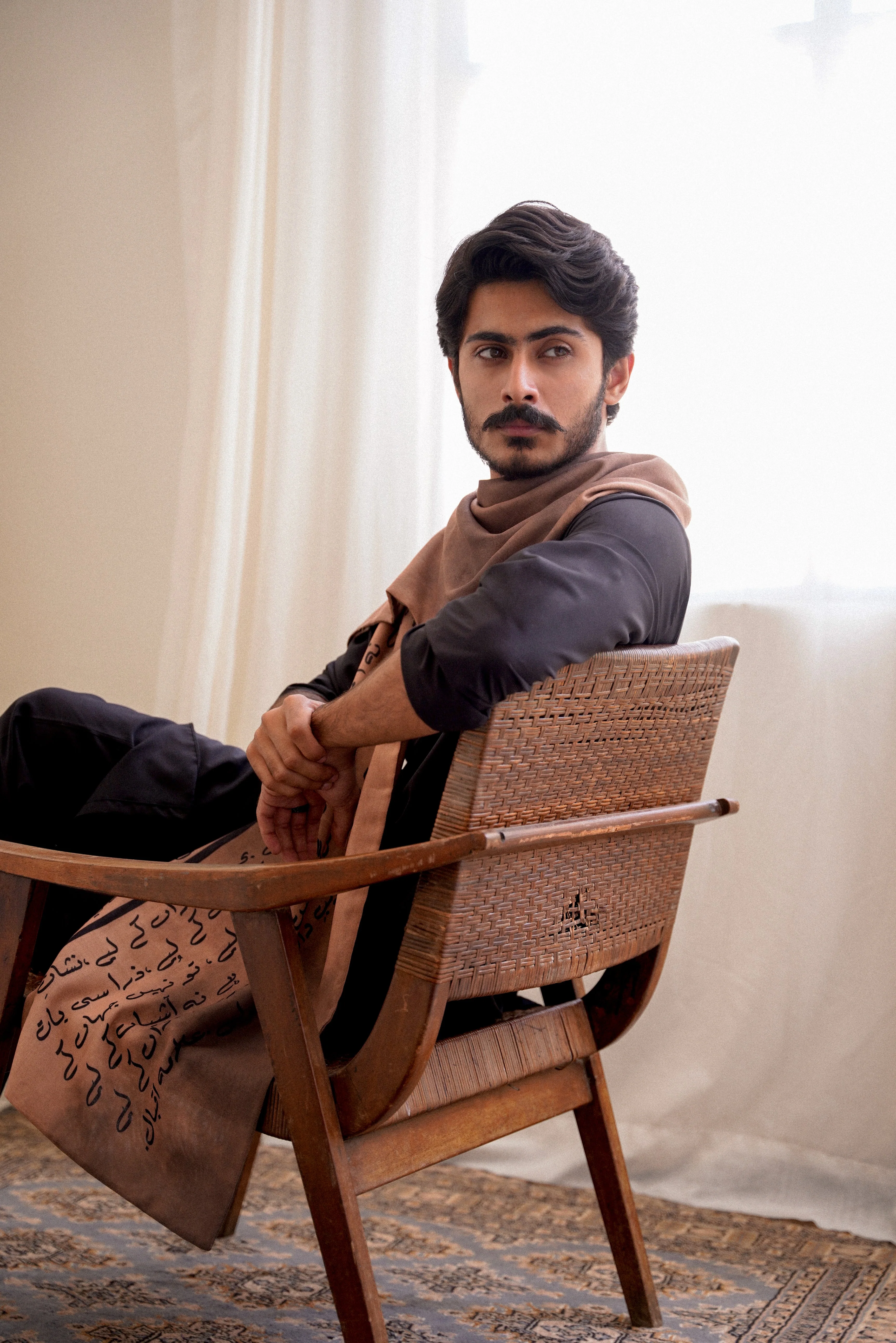 Karvaan (Explorers) - Light Brown Stole - Image 4