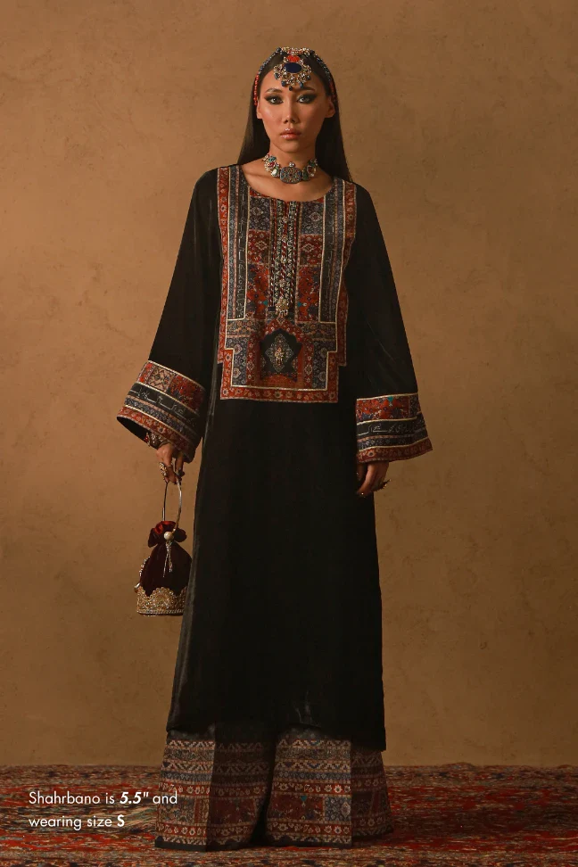 Khumar (Euphoria) Velvet Set
