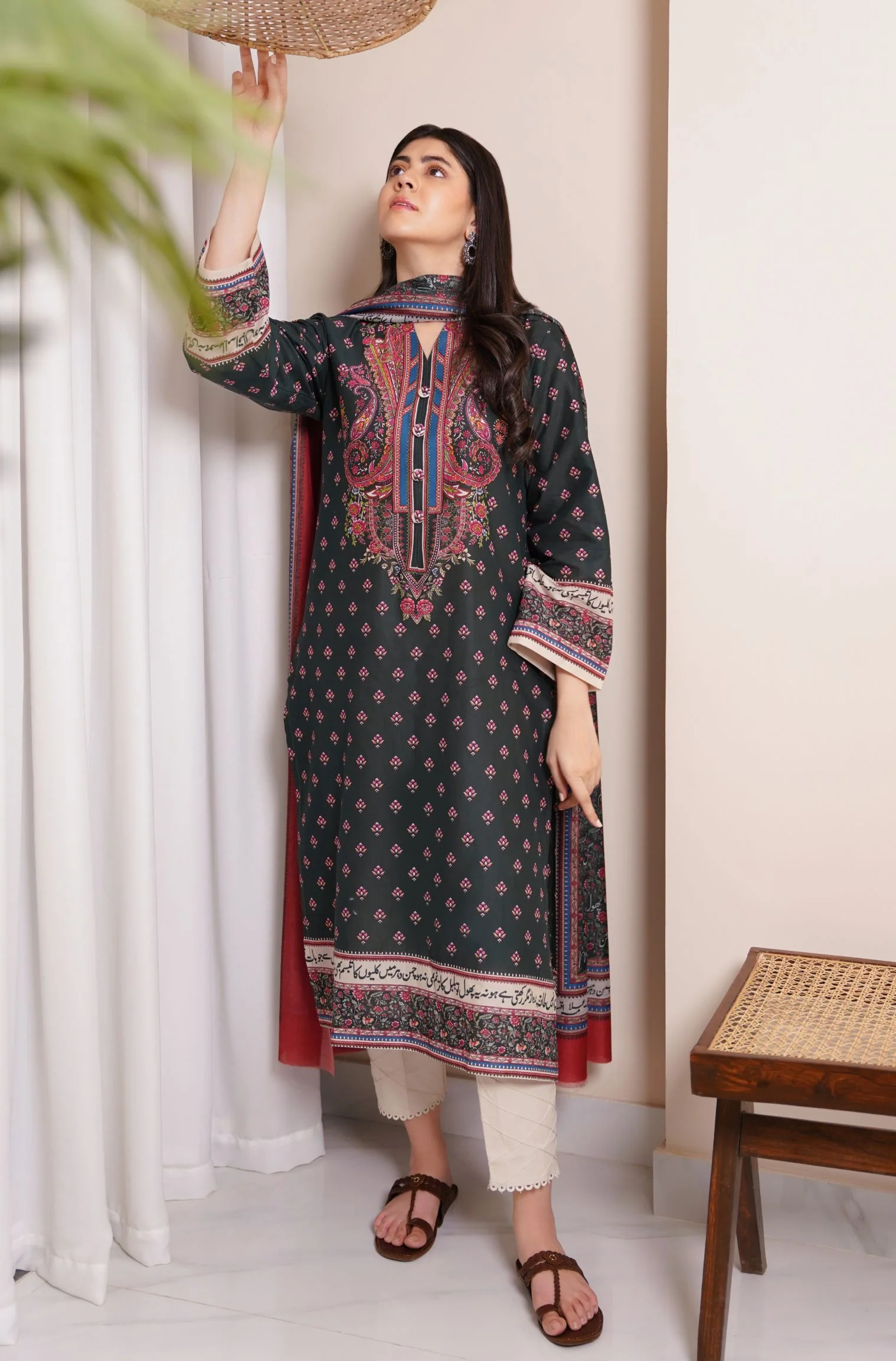 Meher (Grace) Kurta - Dark Green - Image 7