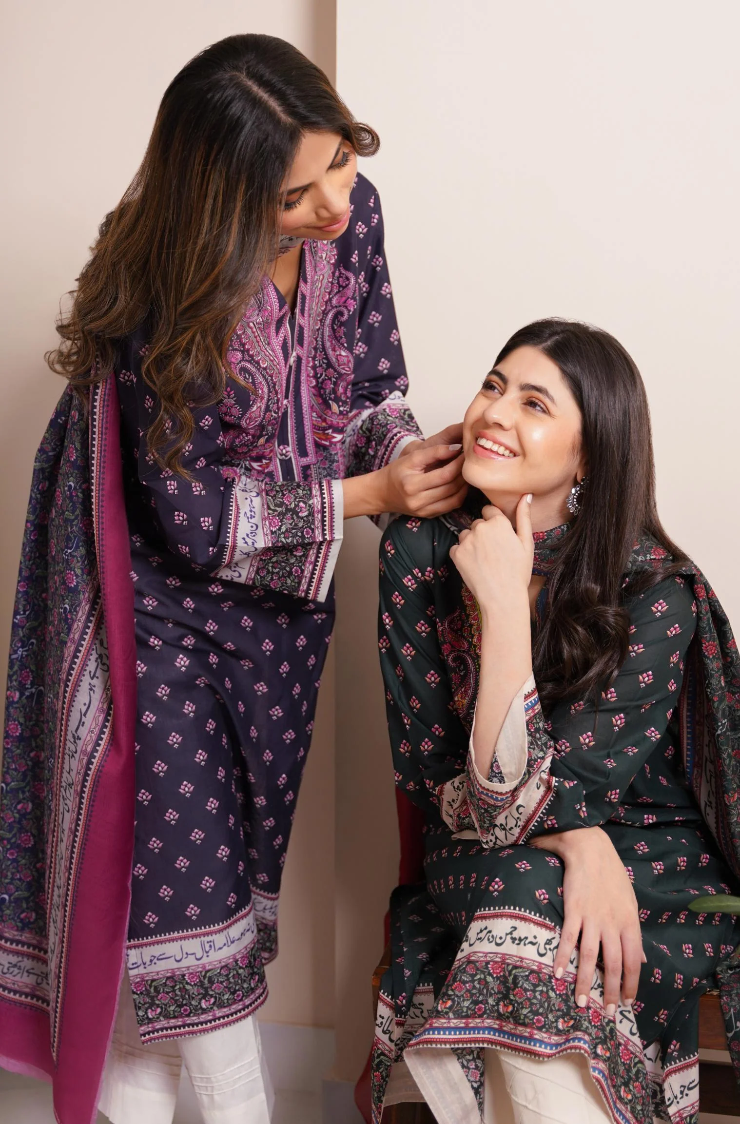 Meher (Grace) Kurta - Dark Green - Image 9