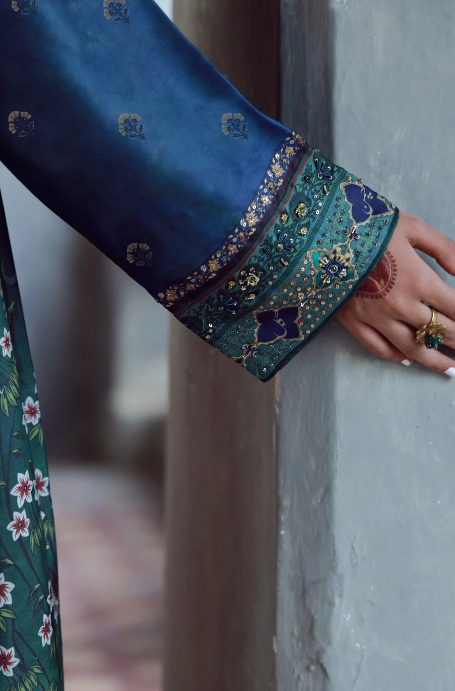 Naina (Soulful Gaze) Set - Image 5