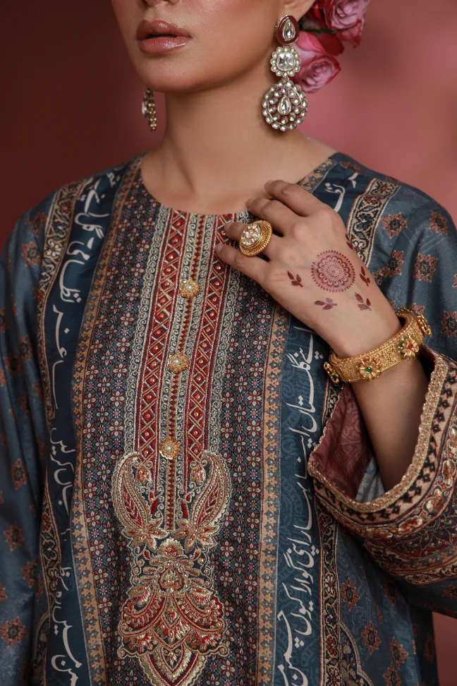 Nazneen (Delicate Charm) Set - Image 6