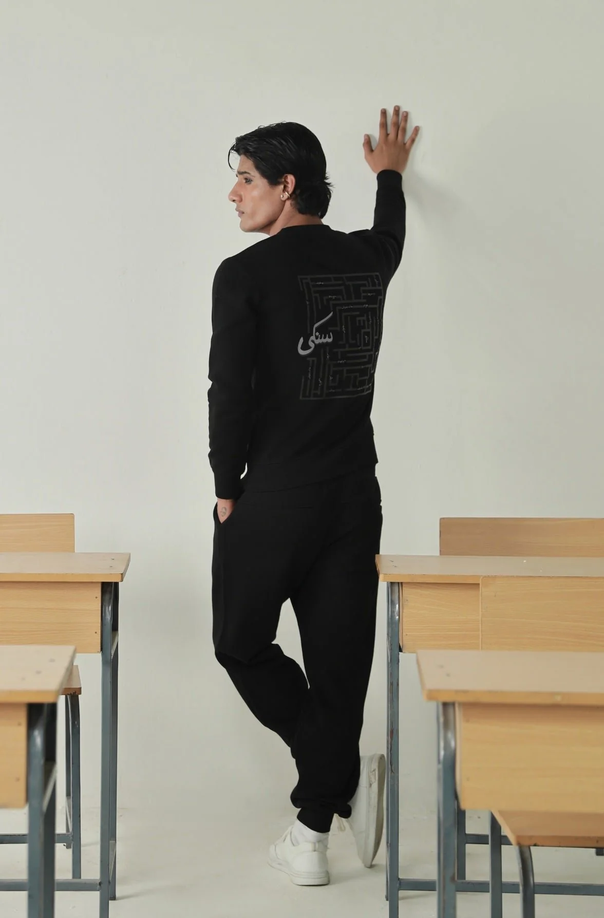 Sanki Sweatshirt - Raven Black - Image 3