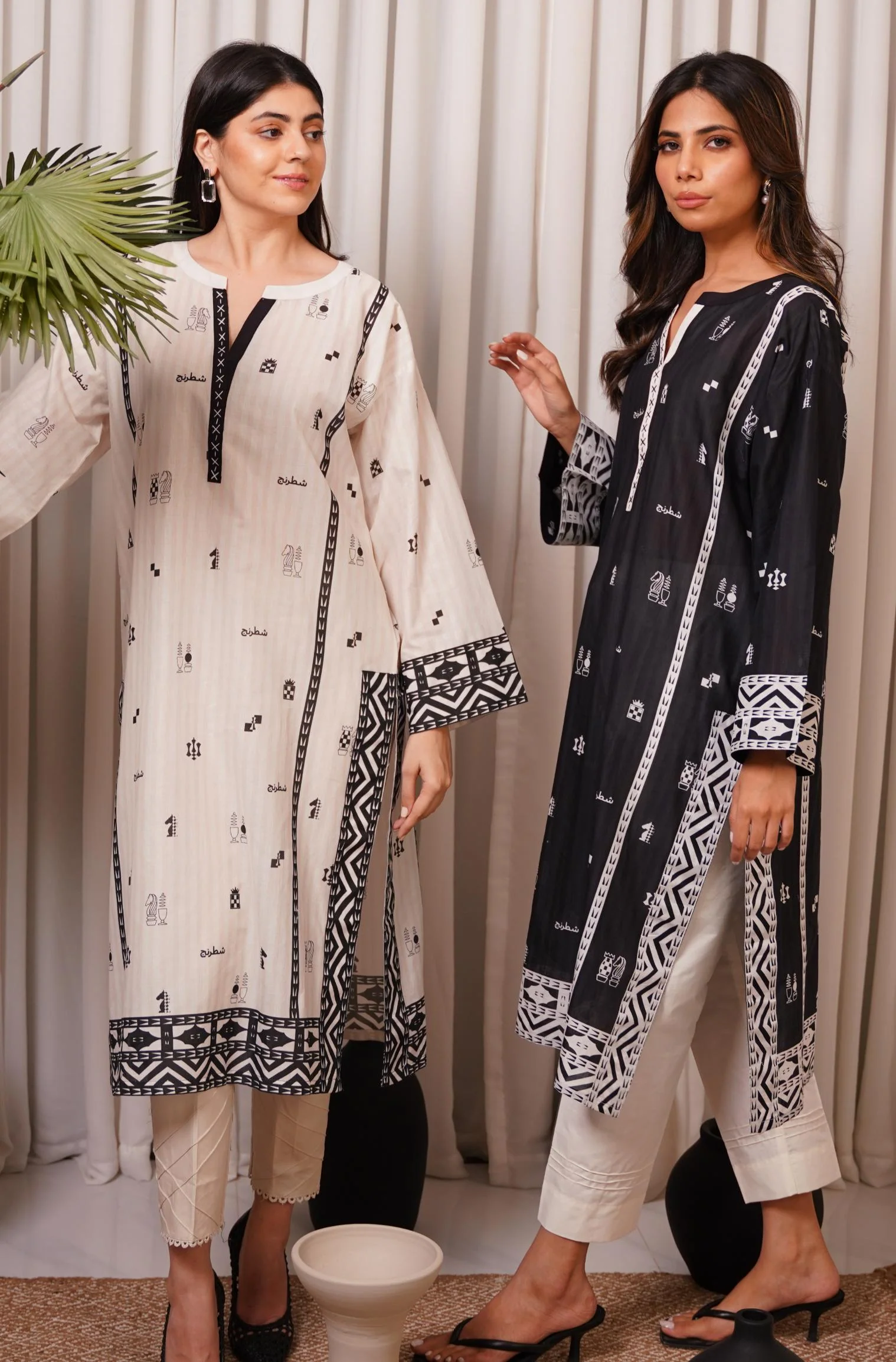 Shatranj (Mind's Duel) Kurta - Black - Image 7