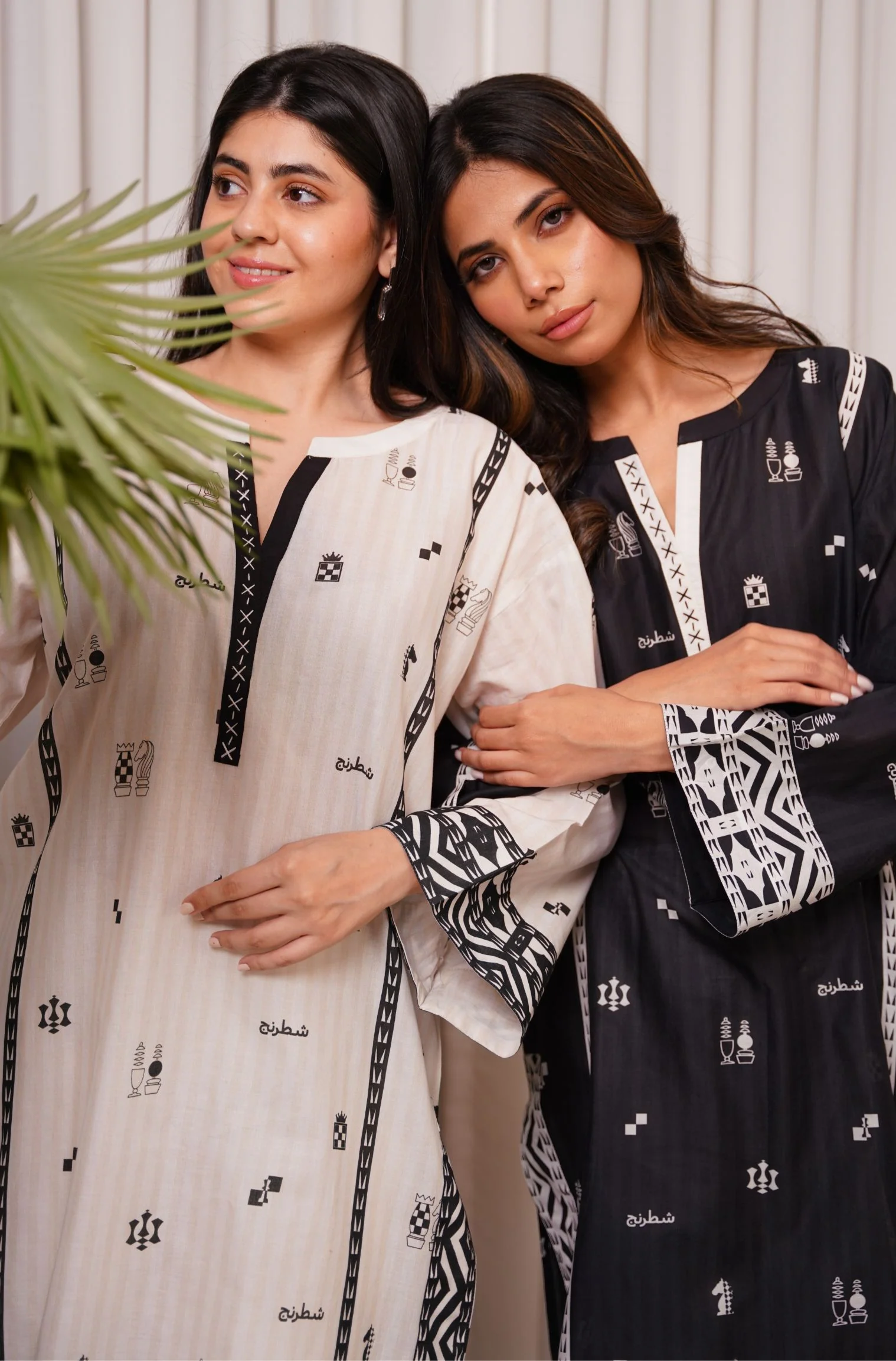 Shatranj (Mind's Duel) Kurta - Black - Image 8