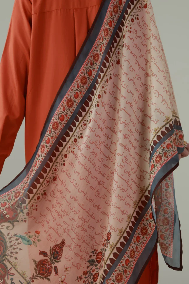 Sinf-e-Aahan (Iron Woman) Scarf - Image 4