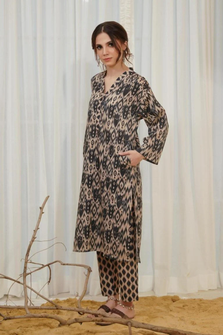 Suroor (Happy Heart) - Black & Beige Co-ord Set - Image 3